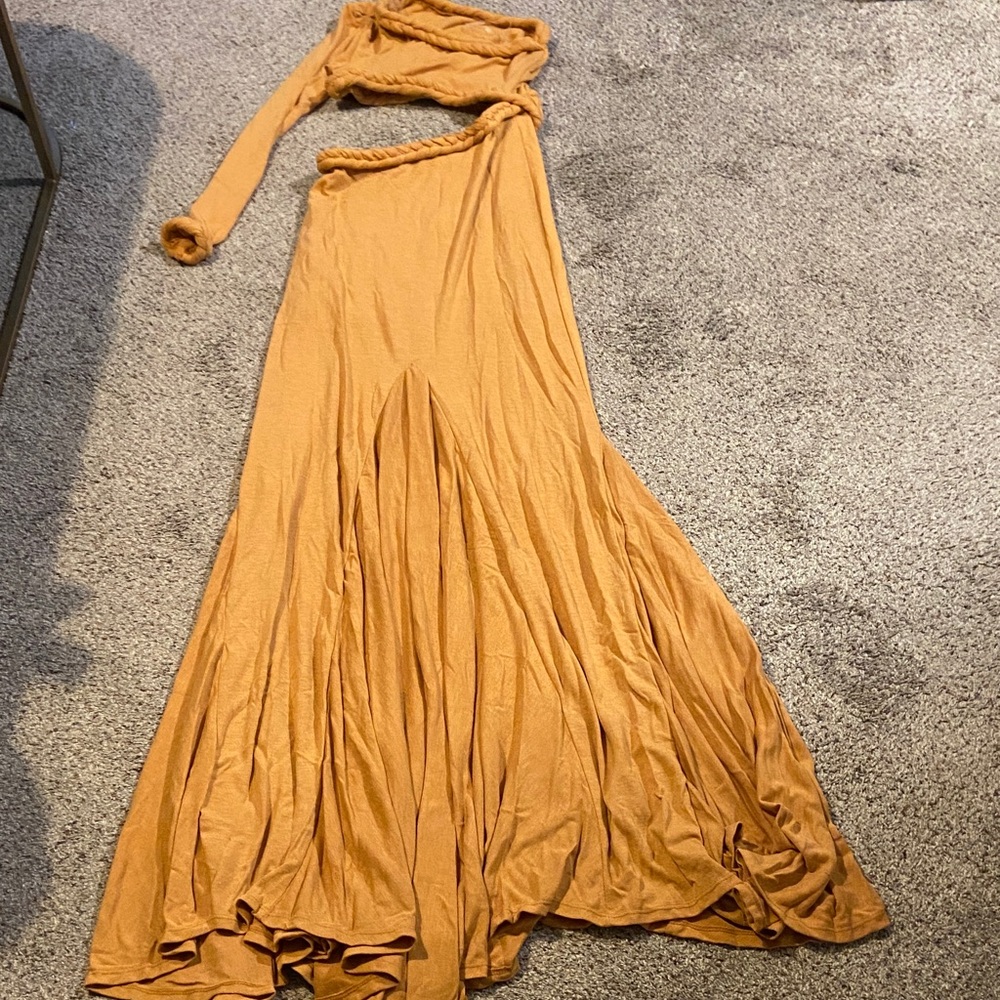 🧡💛Beautiful Off-Shoulder Maxi Dress🧡💛 Prom